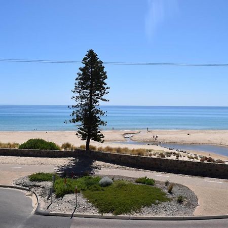 Christies Seahorse Holiday Townhouses Port Noarlunga 외부 사진